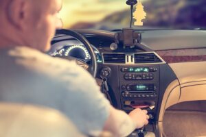 Samochody klasyczne: Perły motoryzacji z lat 70., 80. i 90.